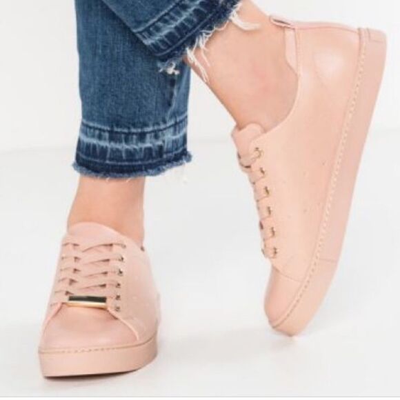 ALDO pink Marane lace up sneakers. Size 7 - Picture 1 of 8